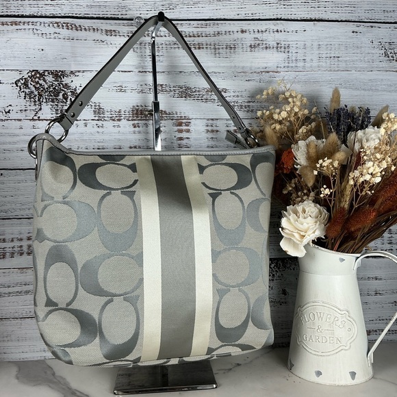 Coach Hamptons Bag Gray Silver White Signature Hand Shoulder Crossbody Purse - Picture 6 of 16